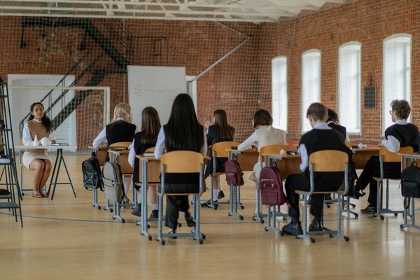 Constitution d'entreprise et implication des associés : ce qu'il faut savoir